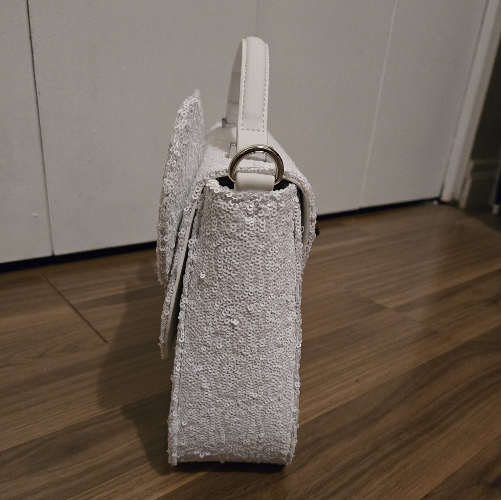 Disney Sequin "Wedding" Minnie Ears Loungefly Crossbody - Picture 4 of 7